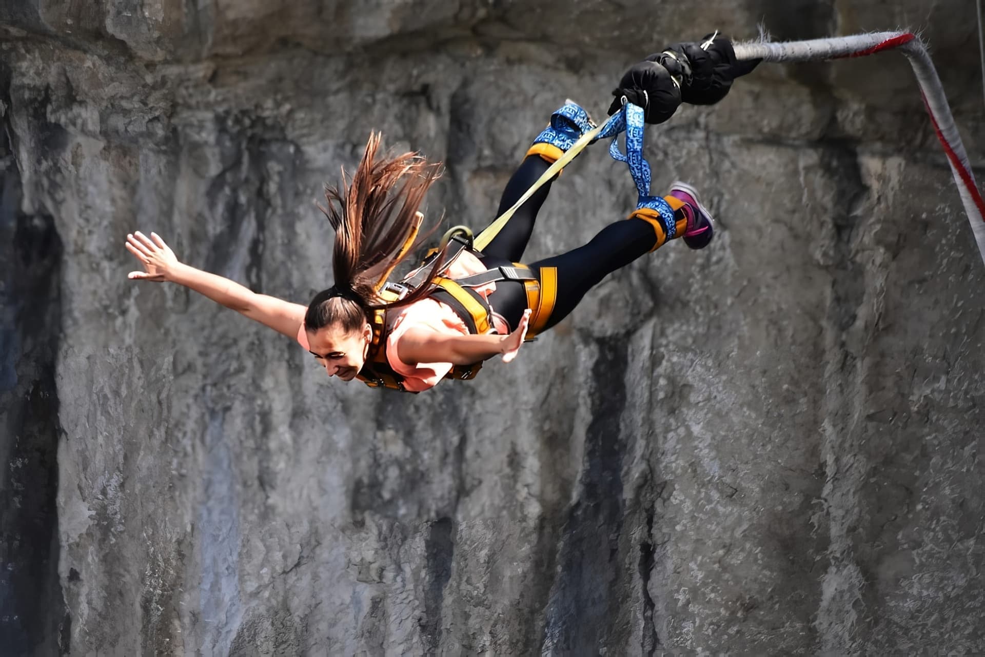 Saut à l'élastique