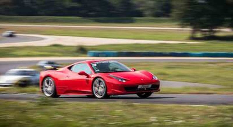 Pilotage en Ferrari F458 Italia - Circuit d'Issoire