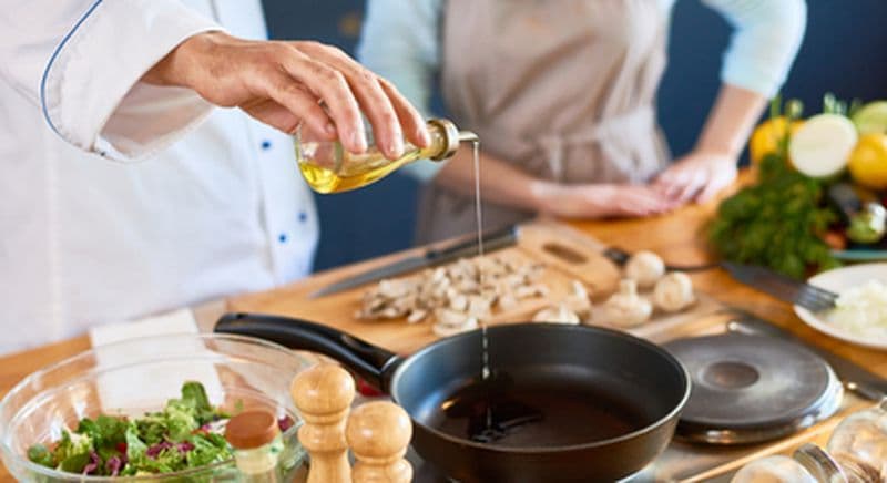 Découverte du marché et cours de cuisine avec un chef à Toulouse