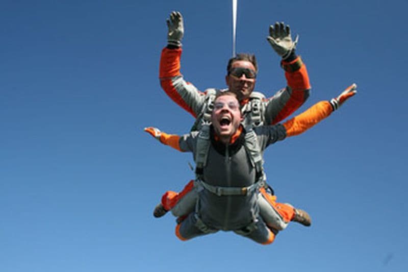 Saut en parachute à Saint Girons