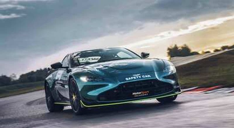 Billet Pilotage en Aston Martin V8 Vantage - Circuit de Dijon Prenois