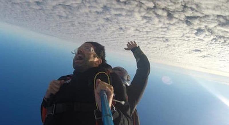 Saut en parachute à Clermont Ferrand