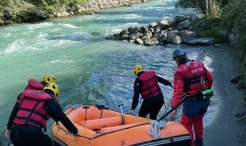 Rafting dans les rapides d'Aime en Savoie