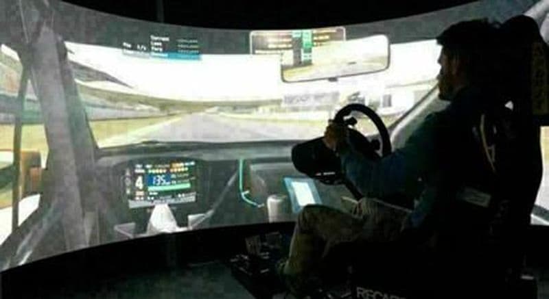 Simulateur de Pilotage de voitures de course à Bordeaux