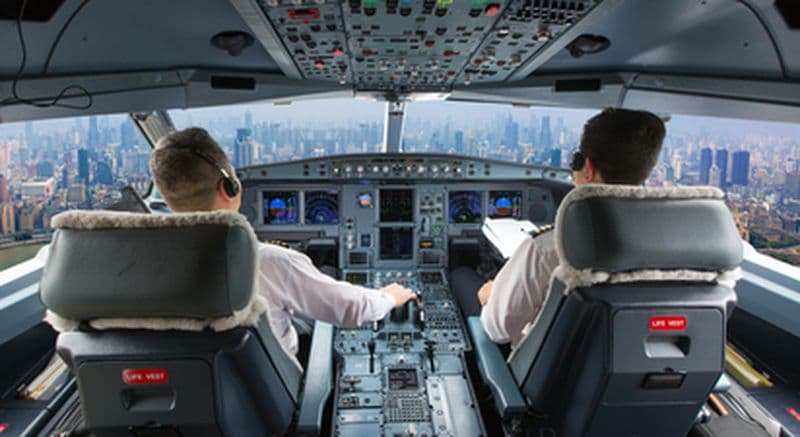 Simulateur de vol sur hélicoptère Bell 206 près de Metz