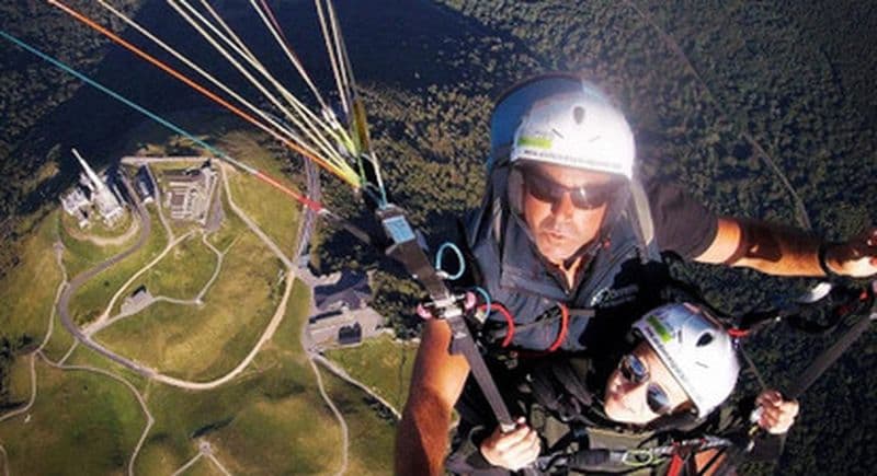 Baptême en Parapente à Orcines près de Clermont-Ferrand