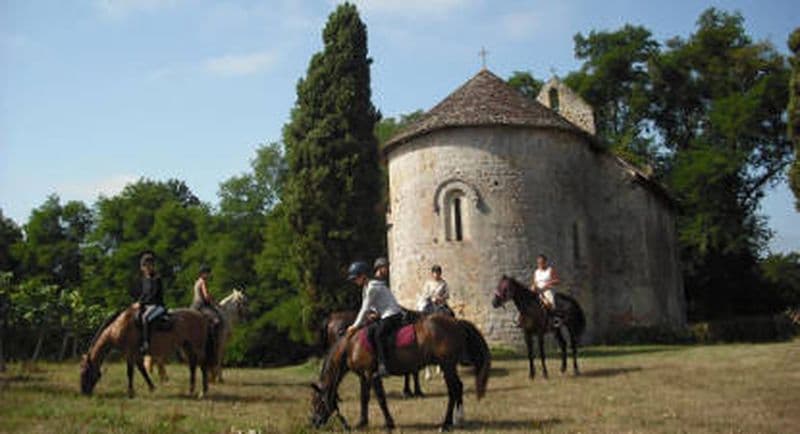Balade à cheval dans le Gers à Cravencères près de Mont-de-Marsan