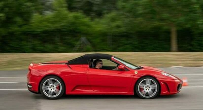 Stage pilotage enfant - Centre Centaure Futuroscope