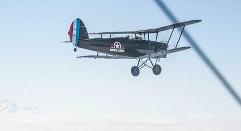 Baptême de l'air en avion biplan en Stampe SV4-RS avec pilotage accompagné près de Dijon