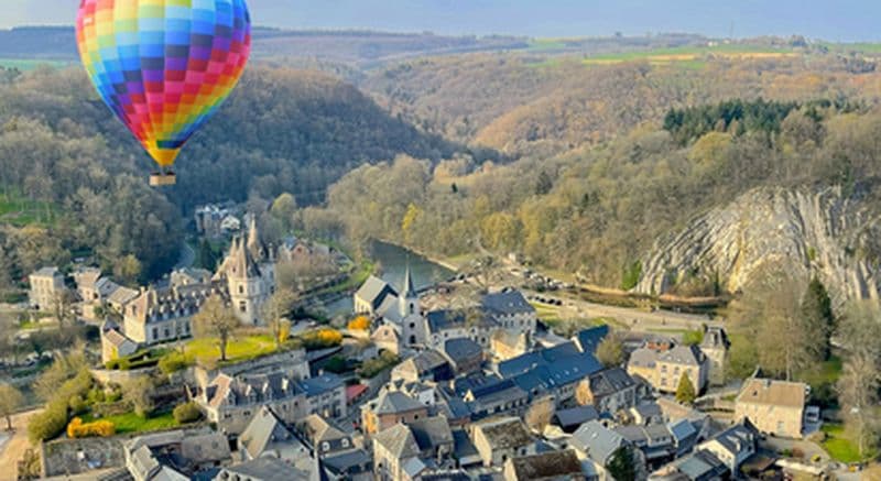 Survol de la Vallée de l'Ourthe en Montgolfière au départ de Durbuy