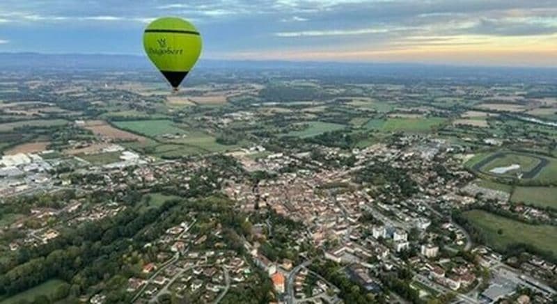 Survol de la Dombes en montgolfière près de Villefranche-sur-Saône