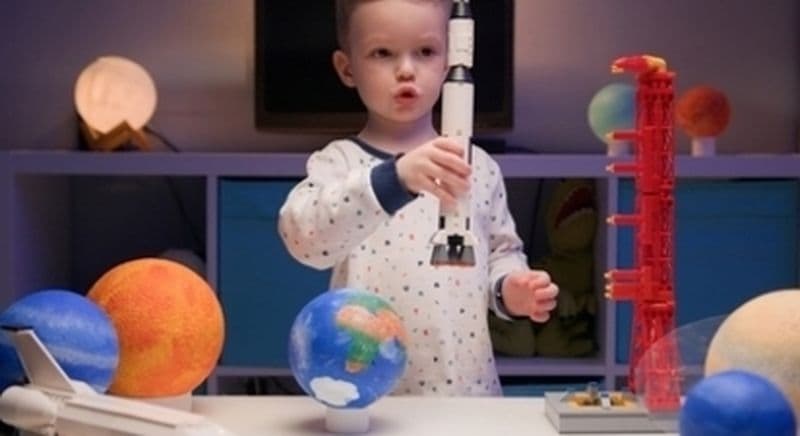 Anniversaire enfant à domicile : ateliers créatifs et scientifiques près de Besançon