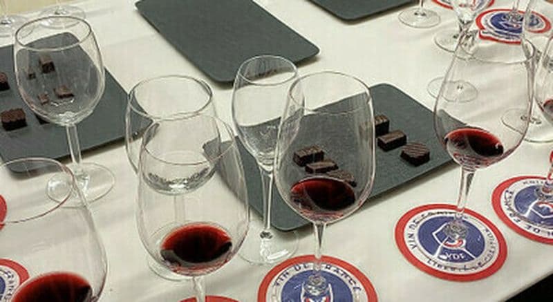Accord mets et vins : chocolats et grands crus classés à Bordeaux