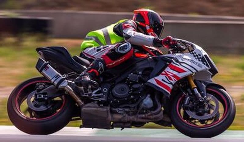 Stage de pilotage moto - Circuit de Carcassonne