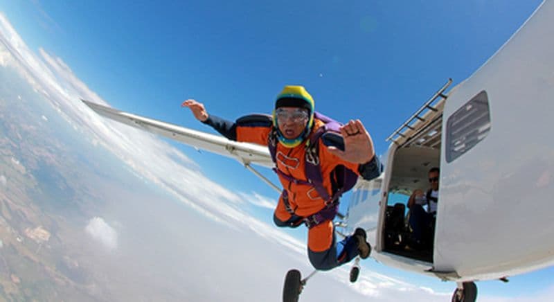 Saut en parachute près de Cahors