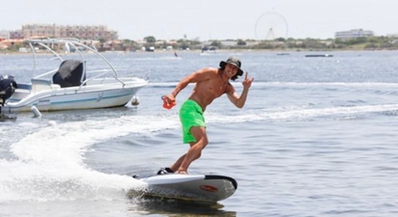 Surf électrique au Barcarès
