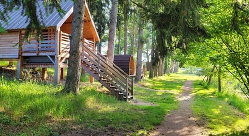 Séjour insolite en cabane à Voussac