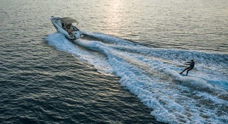 Ski nautique ou wakeboard à Saint-Germain-sur-Ay