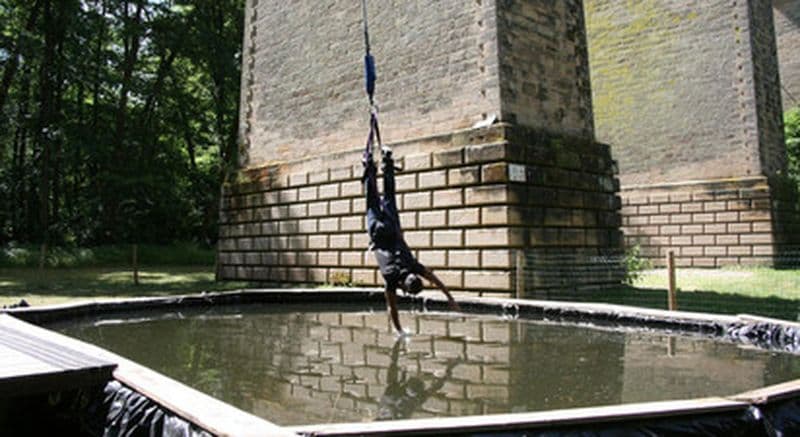Saut à l'Élastique avec touché d'eau depuis le Viaduc d'Exermont à proximité de Reims