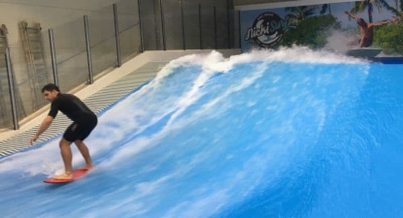 Surf ou Bodyboard Indoor à proximité de Marseille