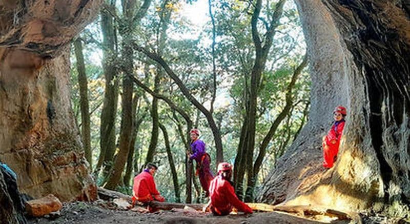 Sortie spéléologie à Méjannes-le-Clap près d'Alès