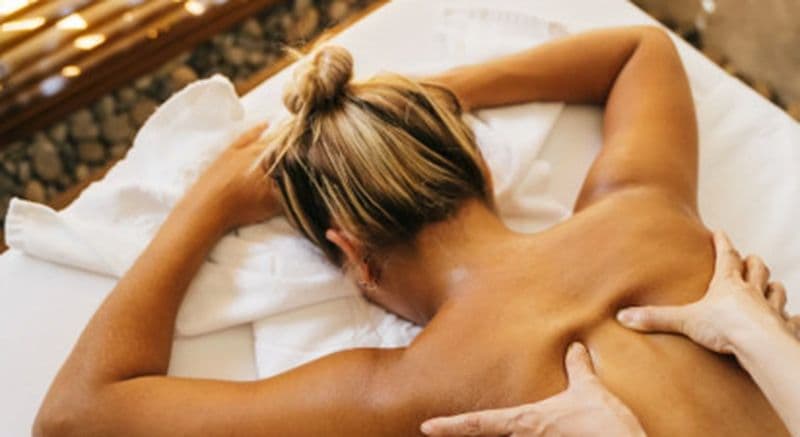 SPA spécial EVJF à Paris 8ème - Faubourg Saint-Honoré