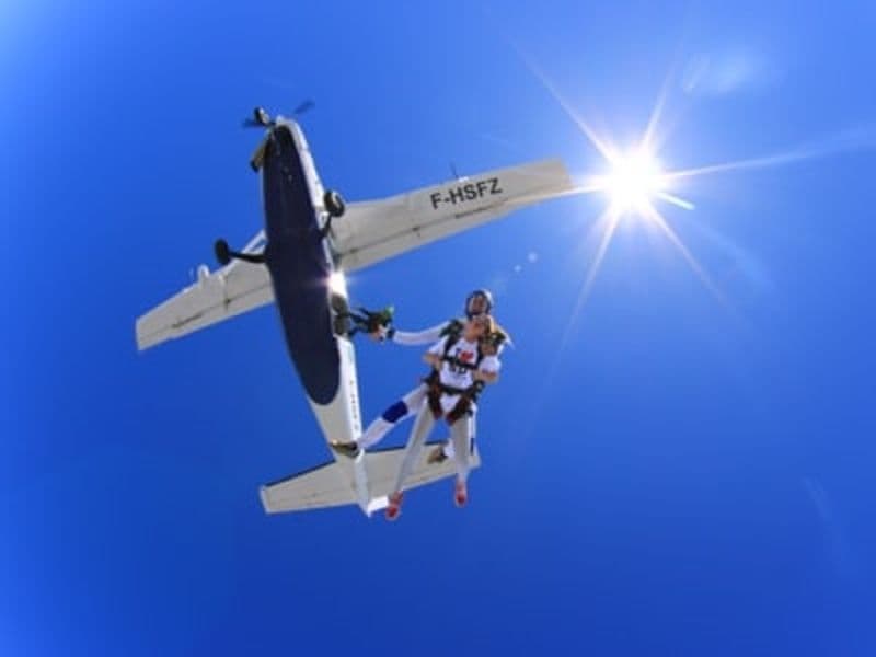 Saut en parachute tandem près d'Athènes