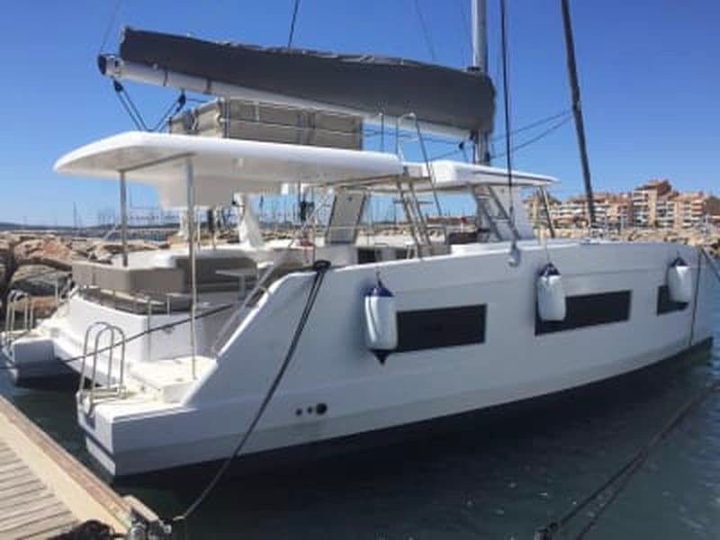 Croisière en catamaran, dans l'archipel des Embiez, depuis Six-Fours-les-Plages
