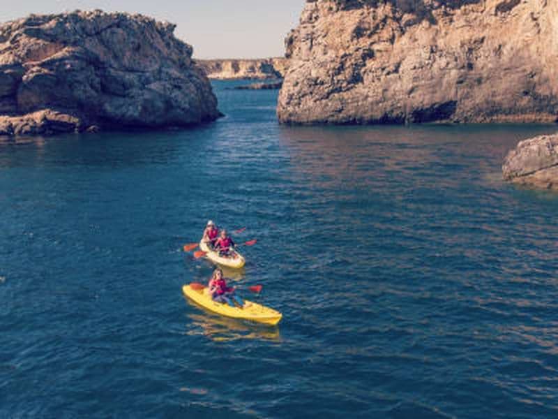 Excursion guidée en kayak de la Praia da Ingrina à la Praia do Barranco, Sagres