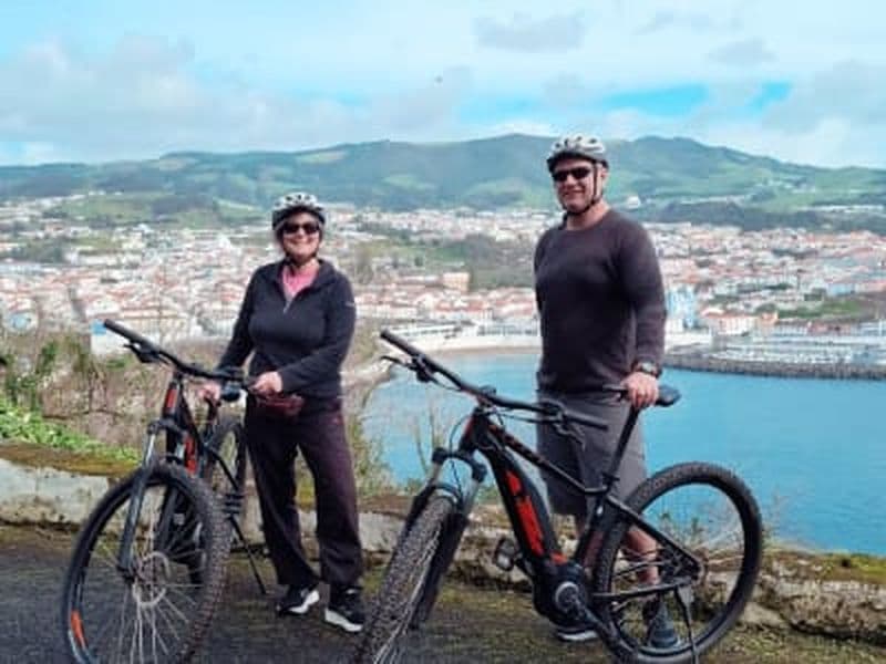 Excursion guidée à vélo électrique au Monte Brasil sur l’île de Terceira, Açores