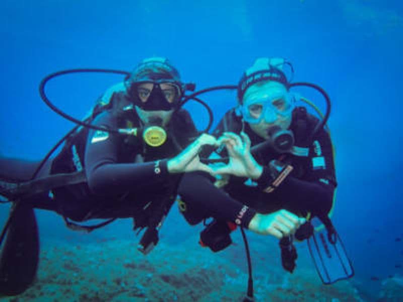 Baptême de plongée dans la réserve naturelle de Porto-Vecchio avec snorkeling