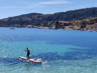 Balade guidée en stand up paddle à Villefranche-sur-Mer, près de Nice