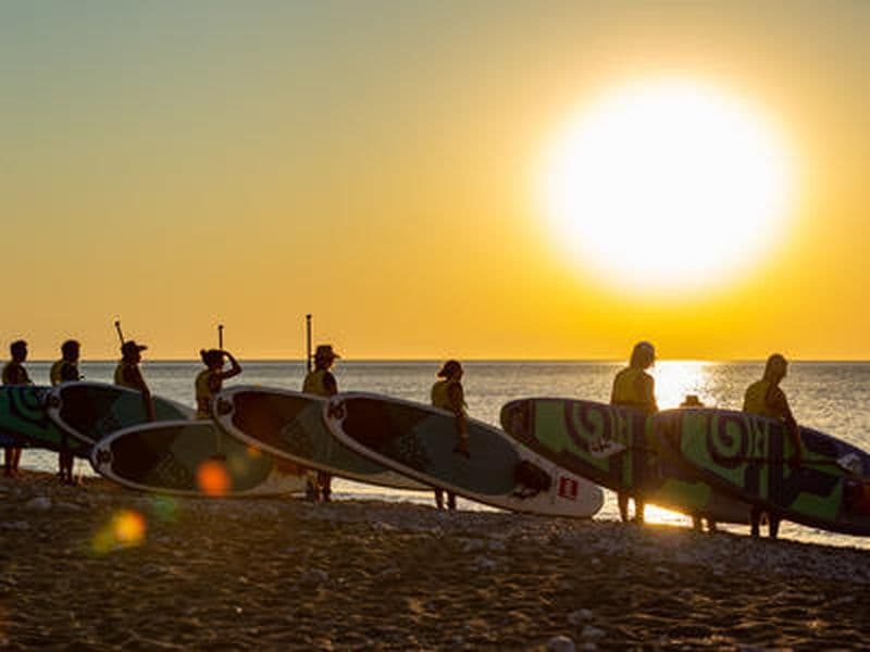 Excursion en stand up paddle au lever du soleil depuis la plage de Stegna à Rhodes