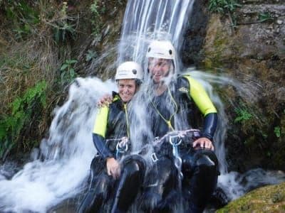 Canyoning dans le Gorgo de la Escalera à Anna, près de Valencia