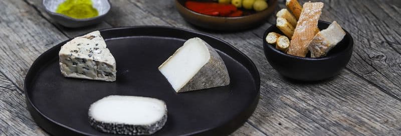 Dégustation de fromages et de vins à Saint-Jacques