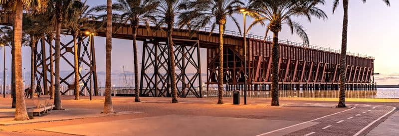 Free tour de nuit dans Almería