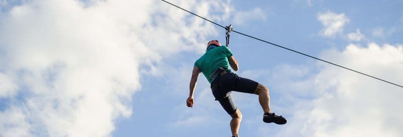 Tyrolienne à Al-Ula