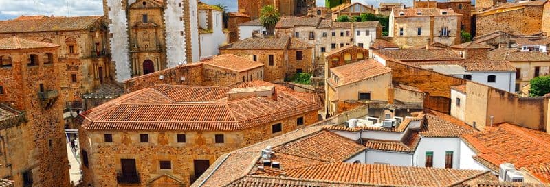 Billet Visite complète de Cáceres avec billets d'accès aux monuments