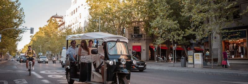 Balade privée en tuk-tuk dans Madrid