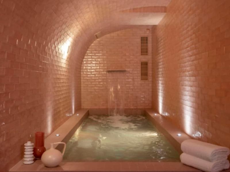 Spa, Bassin multisensoriel & Hammam privatisé à Paris 11e