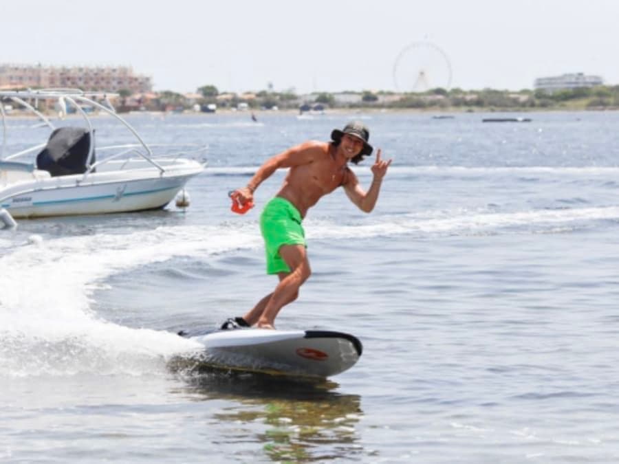 Surf électrique "Jet-Surf" à Barcarès (66)