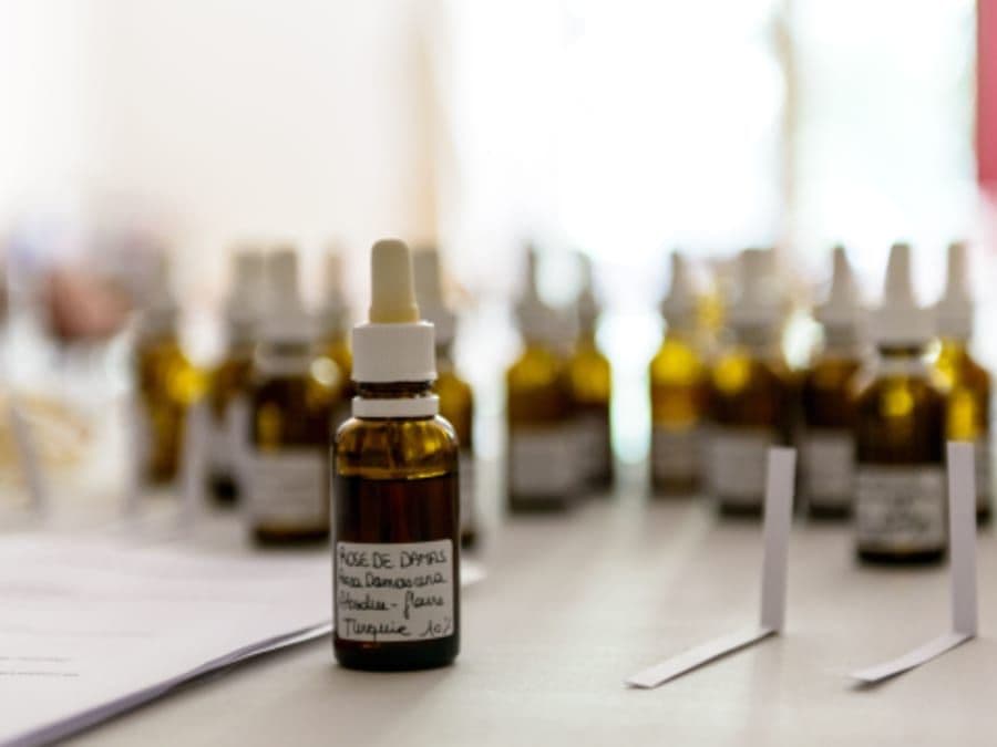 Atelier création d'un parfum naturel à La Tour-du-Pin (38)