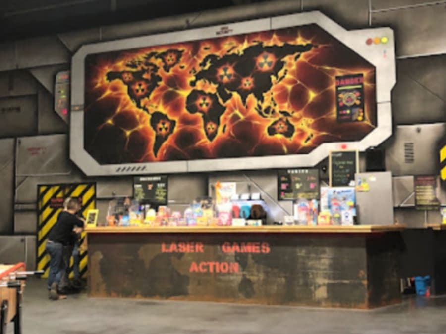 Laser Game à Flins-sur-Seine (78)