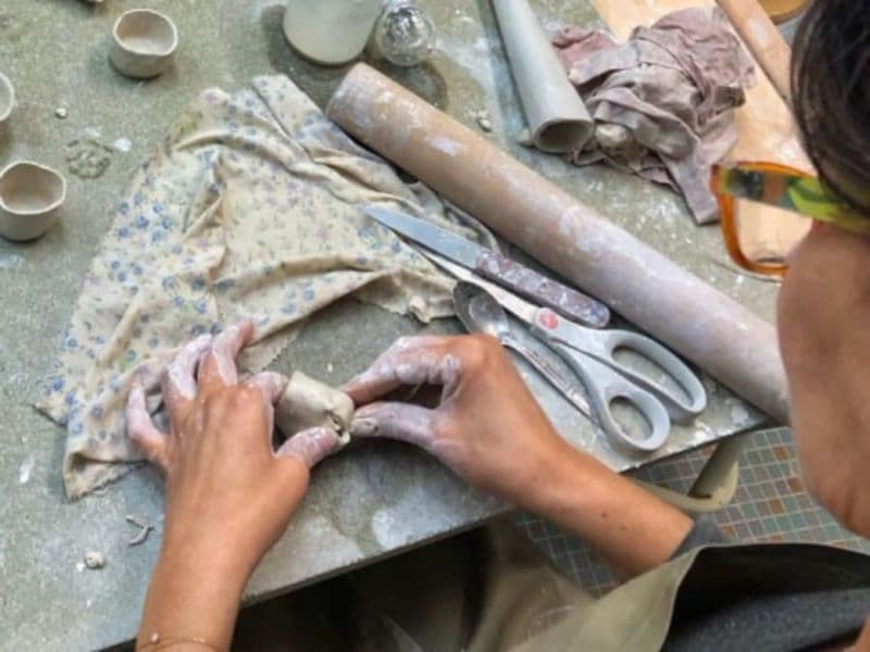 Atelier d'initiation à la poterie céramique à Paris 9ème