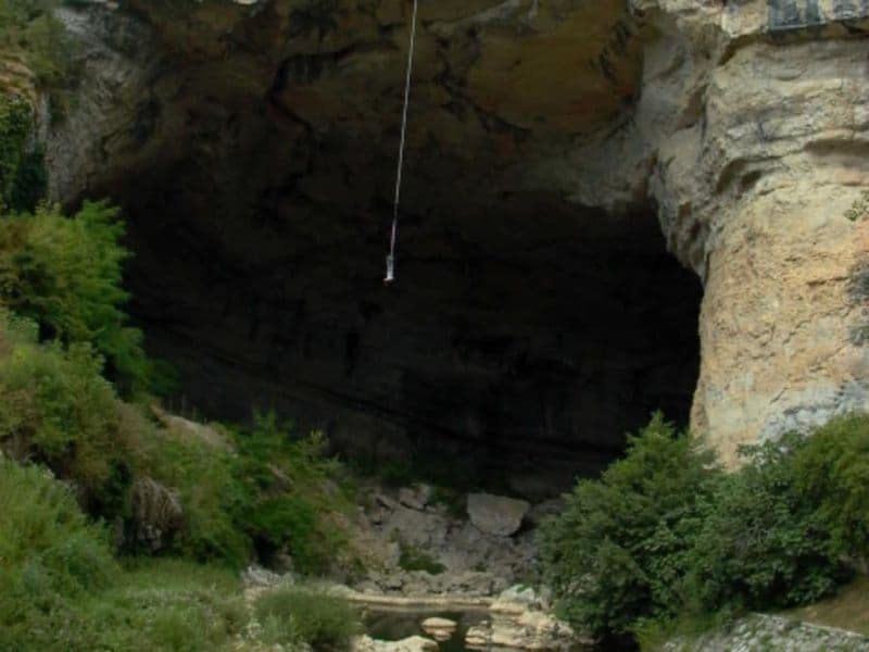 Saut à l'élastique de la Grotte du Mas d'Azil (09)