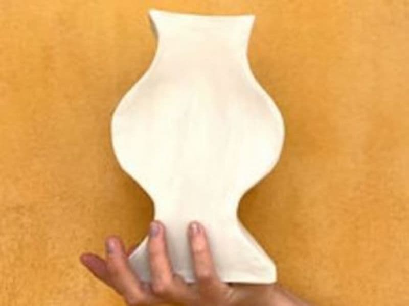 Atelier modelage d'un vase extrudé à Aix-en-Provence (13)