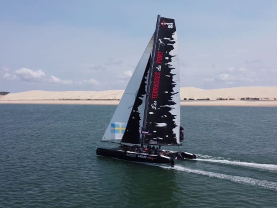 Stage de pilotage de catamaran de course à Arcachon