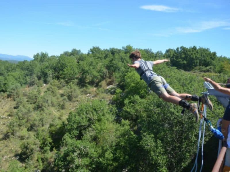 Saut à l'élastique au Viaduc de Banne à Saint-Paul-Le-Jeune (07)