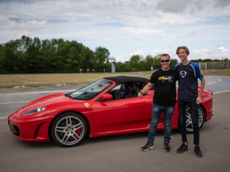 Stage de Pilotage enfant en Ferrari F430 près de Rouen (27)