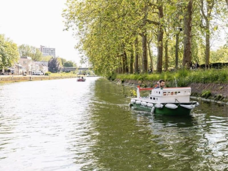 Location de bateau électrique (9 pers. max) à Lille